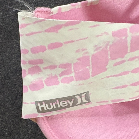 Hurley Pink and White Women's Bra Set Sz 38C - Picture 2 of 14
